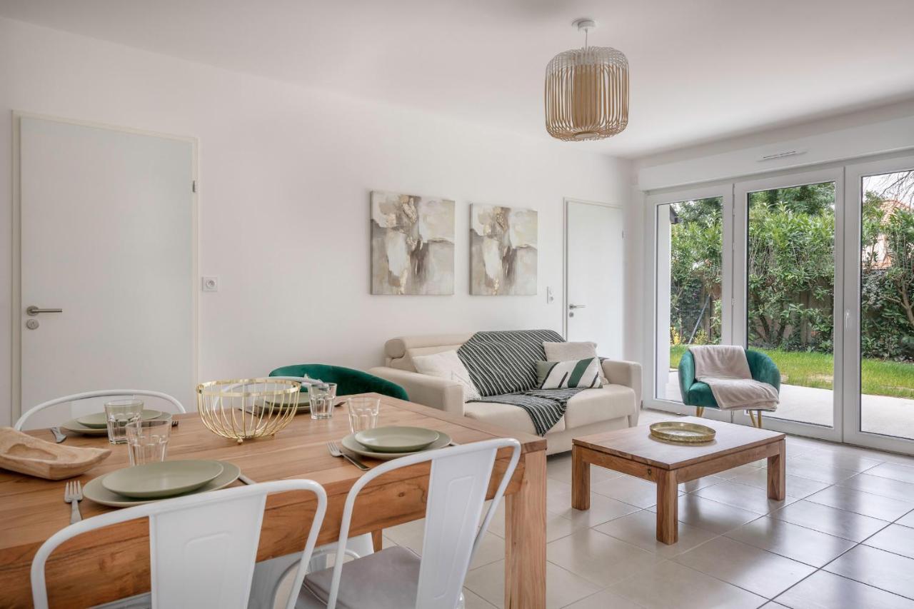 Moderne Pour 4 Situe A Escoublac La Baule-Escoublac